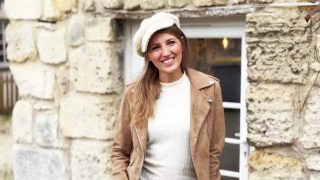 Pénélope Chic, 39 anos, fisioterapeuta em Béziers! (Pénélope Chic, 39 years old, physiotherapist in Béziers)